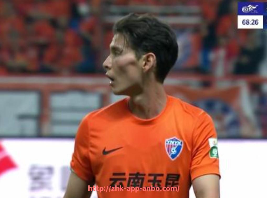 安博体育app下载-法甲比赛精彩瞬间回顾及关键战术盘点