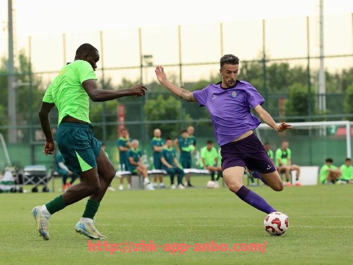 安博体育app下载-英超球员粤语发音及相关语言文化探讨